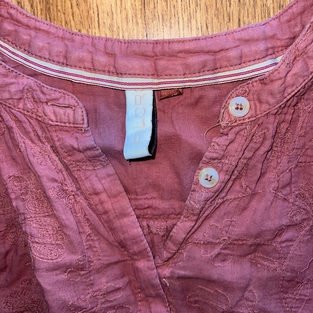 Embroidered Top - Picture 4 of 7